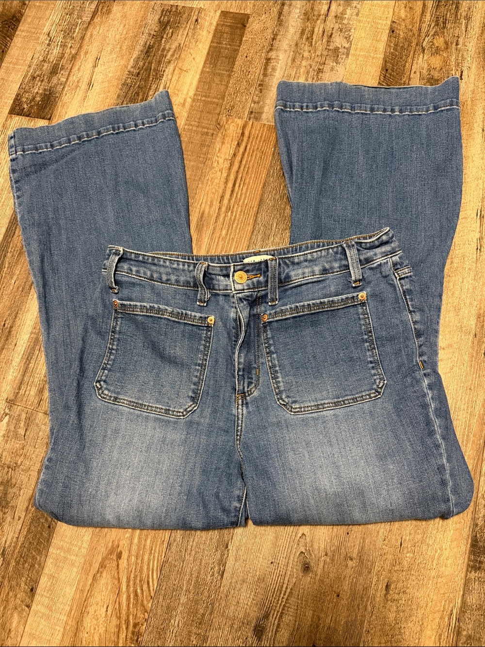 Ava & Viv High Rise Flare Women’s Size 16
